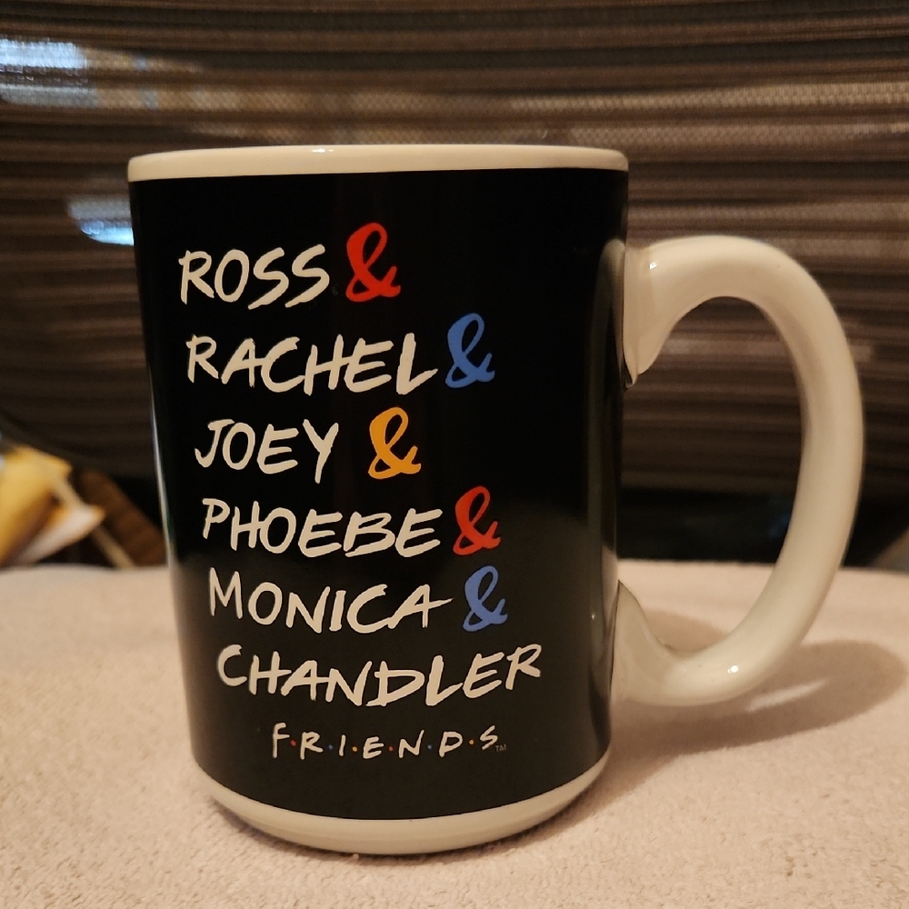 NEW* FRIENDS Coffee Mug / COFFEE CUP = 1990S TV CLASSIC COMEDY